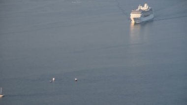 Cruise gemi ve deniz diğer tekneler