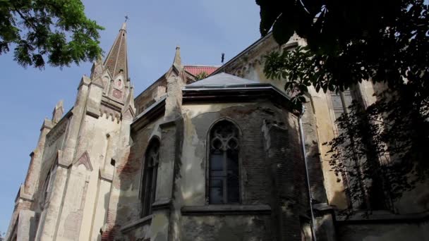 Starý Venkovský Kostel Zvenku — Stock video
