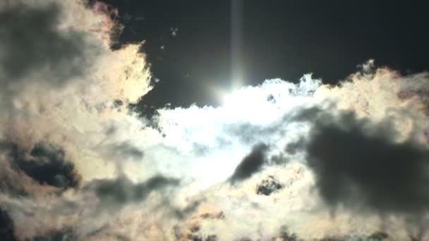 Lapso Tiempo Cielo Azul Nubes Movimiento Sol — Vídeos de Stock