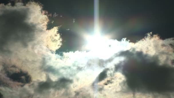 Langit Biru Awan Bergerak Dan Matahari — Stok Video