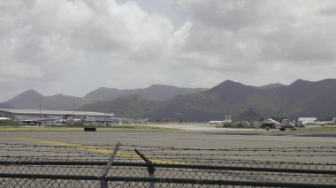 St. Maarten maho Beach Havaalanı