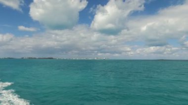 Hamilton, Bermuda güzel doğa ve güneşli bir gün bir tekne bir görünüm