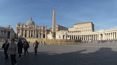 Vatikan, Roma, İtalya - Kasım 2018: Şehir devleti Vatikan'da Basilica di San Pietro, Roma, İtalya 