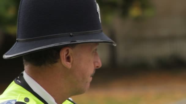 Października 2011 Londyn Wielka Brytania Metropolitan British Police Officer — Wideo stockowe