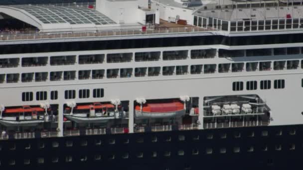 Gros Plan Bateau Croisière Avec Bateaux Sécurité — Video