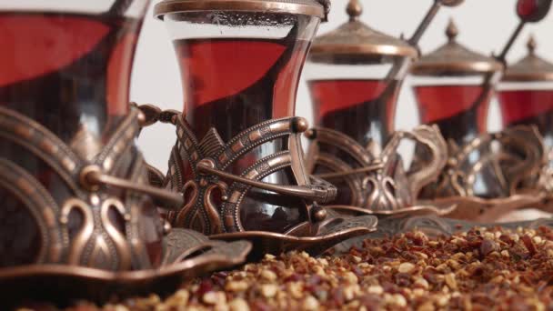 Türkisches Tee Set Vorhanden Osmanische Teetasse Mit Traditionellen Ornamenten Hunderosentee — Stockvideo