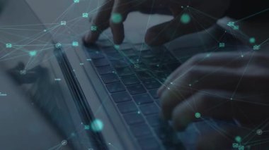 İş adamı dizüstü bilgisayar kullanıyor ve bağlantı kuruyor