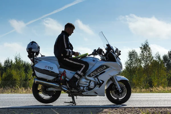 Polisi Sepeda Motor Pada Kecelakaan Mobil Jalan September 2018 Mobil — Stok Foto