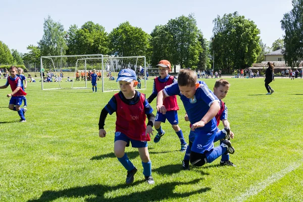 Shitik voetbal Kinder beker, in 19 mei 2018, in Ozolnieki, — Stockfoto