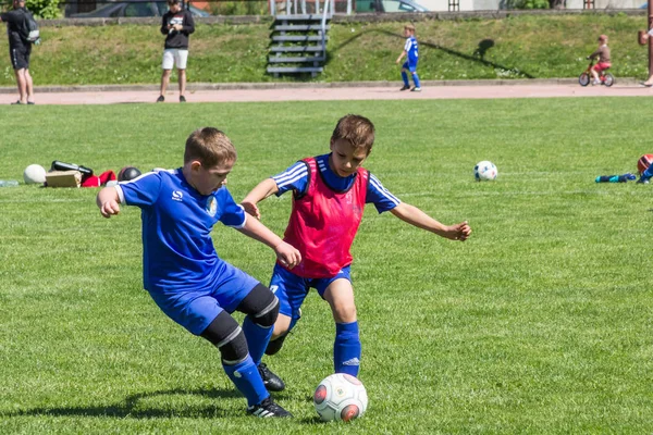 Shitik voetbal Kinder beker, in 19 mei 2018, in Ozolnieki, — Stockfoto