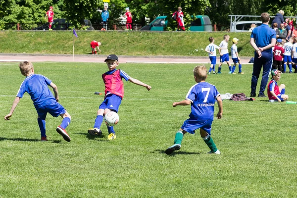 Shitik voetbal Kinder beker, in 19 mei 2018, in Ozolnieki, — Stockfoto