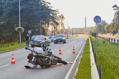 Ogre Letonya'da 24 Haziran 2019'da yolda trafik kazası