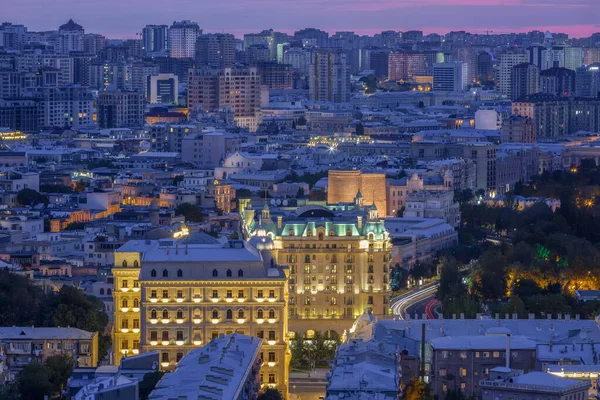 Noční Panoramatický Výhled Město Hlavní Město Baku Ázerbájdžánu — Stock fotografie