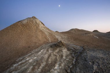 Gobustan çölünde aktif çamur volkanları, Azerbaycan.