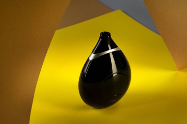 Siyah noktalar, vakumlu güzellik cihazını kaldıracak bir cihaz. Yüksek kalite fotoğraf