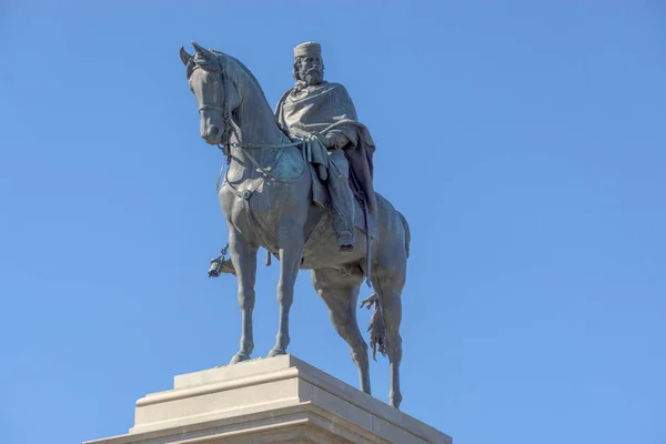 1895年に建てられたジュゼッペ ガリバルディの記念碑は イタリアのローマのGianicolo丘の最も高い部分に位置しています — ストック写真