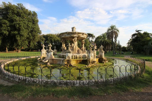Una Fuente Histórica Varios Niveles Villa Doria Pamphili Roma Italia —  Fotos de Stock