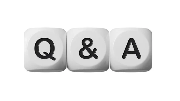 Soru-cevap. Tahta zarlar soru-cevap sözcüğünü oluşturuyor. İş dünyası Soru Sorusu kavramı Yeşil Ekran 'da insan etkinliği 3D gösteriminin çeşitli alanlarında uygulanır.