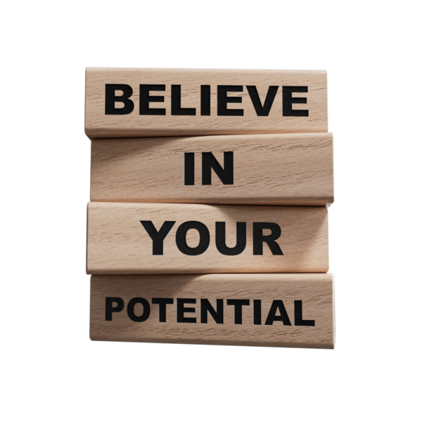 Tahta bloklara yazılmış potansiyel mesajına inan. Potansiyel sembolünüze olan kavramsal inancınız. Boşluğu kopyala. Saydam arkaplan içeren PNG dosyalarını gönderir.