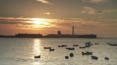 Cadiz Körfezi 'nde Altın Gün Batımı