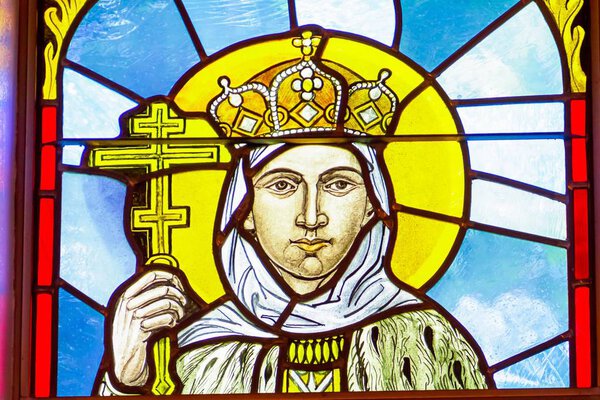 Рочестер, США. 17 июня 2018 года. Княгиня Ольга на витраже. Фрагмент. Украинская Греко-Католическая Церковь Богоявления
