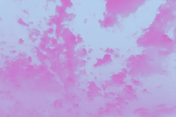 Όμορφο Ροζ Φούξια Χρώμα Patchy Ουρανό Φόντο — Φωτογραφία Αρχείου