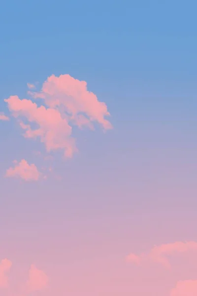 明亮的粉色蓝天和美丽的小云 天空背景 — 图库照片
