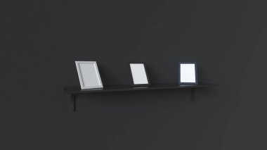 Üç renkli fotoğraf kareler siyah duvara siyah rafta duran boş. Resim ya da fotoğraf mockup. 3D render illüstrasyon