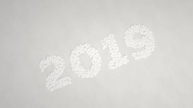Beyaz arka plan üzerinde beyaz konfeti imal 2019 numarası. 2019 yeni yıl işareti. 3D render illüstrasyon