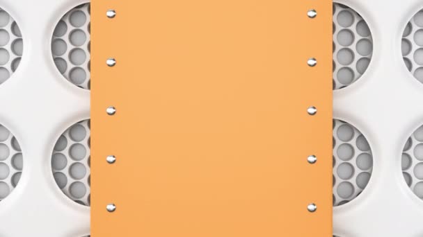 Анимированный Оранжево Белый Баннер Прямоугольная Пластина Заклепками Круглом Фоне Решетки — стоковое видео