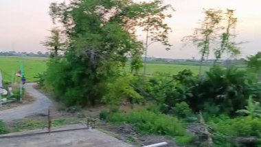 Binanın tepesinden kırsal atmosfer