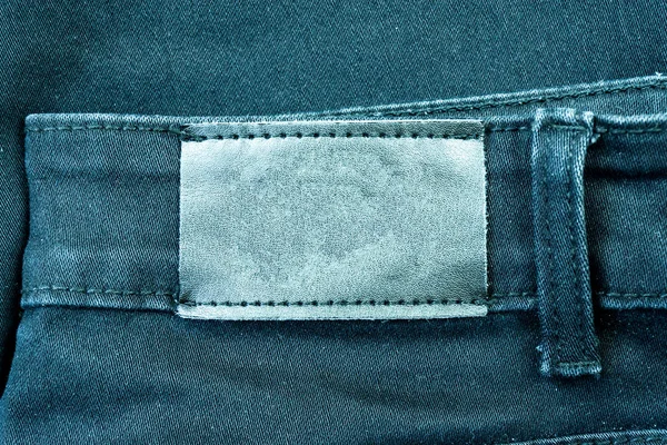 Étiquette Cuir Cousue Sur Jeans Étiquette Cuir Sur Denim Bleu — Photo