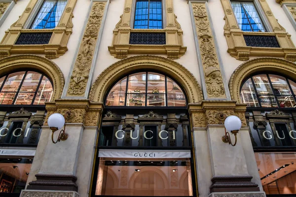 Milan Talya Mayıs 2018 Boutique Gucci Whit Galleria Vittorio Emanuele — Stok fotoğraf