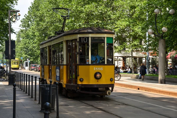 Milan Italie Mai 2018 Tramway Vintage Qui Traverse Milan Matin — Photo