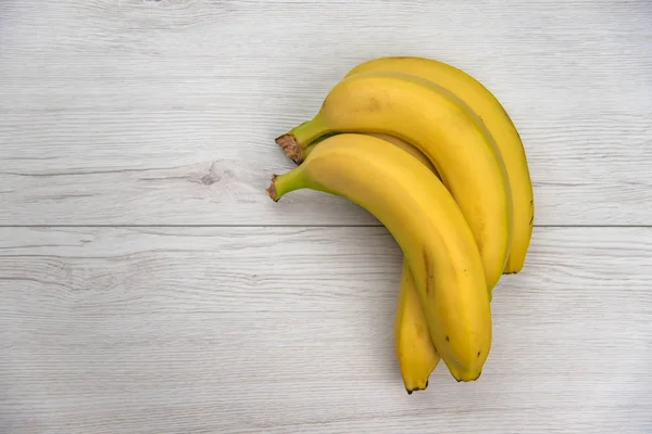 Banán Fehér Asztal Felülnézet — Stock Fotó