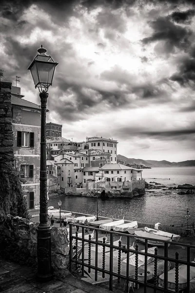 Boccadasse Маленькому Селі Середземним Морем Генуї Фотографію Чорно Білому — стокове фото