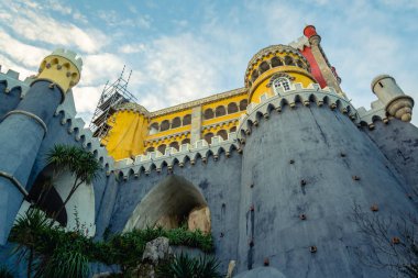 Portekiz, Sintra 'daki Pena Ulusal Sarayı (Palacio Nacional da Pena).