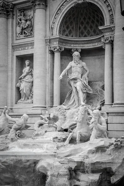 Trevi Fountain (Fontana di Trevi) Roma 'da. İtalya.