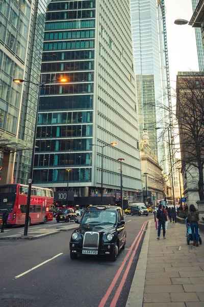 London January 2019 Red Doubledecker Black Cab Street City London — Stock Photo, Image