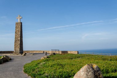 Cabo da Roca, Portekiz. Atlantik Okyanusu üzerindeki kayalıklar, en çok Wes.
