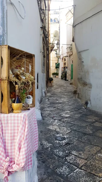 イタリアのオストゥーニの旧市街. — ストック写真