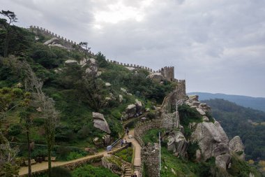 Portekiz, Sintra 'daki Moors Ortaçağ Kalesi.