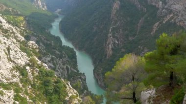 4k, görkemli Verdon Kanyonu La Palud-sur-Verdon Panoraması. Fransa, Europe