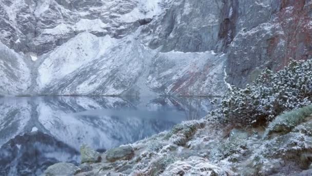 Lac Montagne Parmi Les Sommets Montagneux Morskie Oko Tatra Mountains — Video