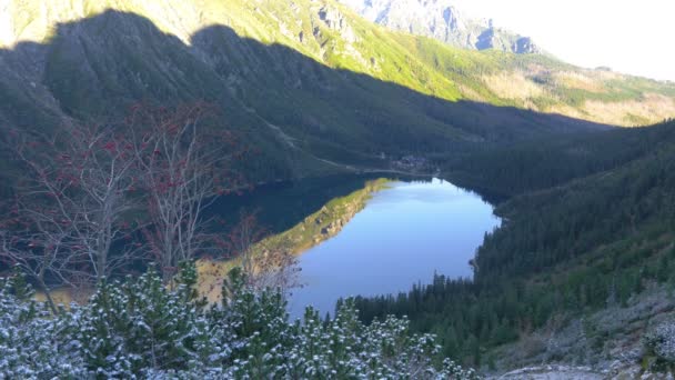 Jezioro Parku Narodowym Polskich Tatrach — Wideo stockowe