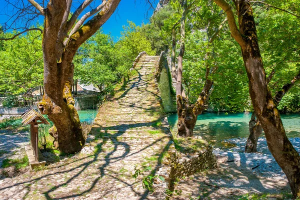 Veduta Del Vecchio Ponte Pietra Noutsos Situato Nella Grecia Centrale — Foto Stock