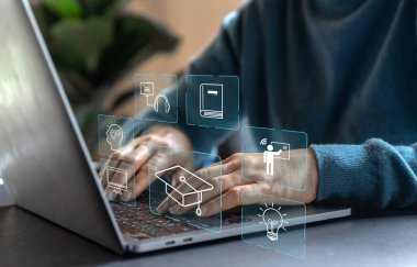 Insan kullanımı laptop teknolojisi İnternet öğrenme ve öğrenme çevrimiçi sınıf teknoloji ağı, e-öğrenme, çevrimiçi eğitim, eğitim, eğitim, özel öğretmen, video dersi, kurs, ev okulu bilgisi