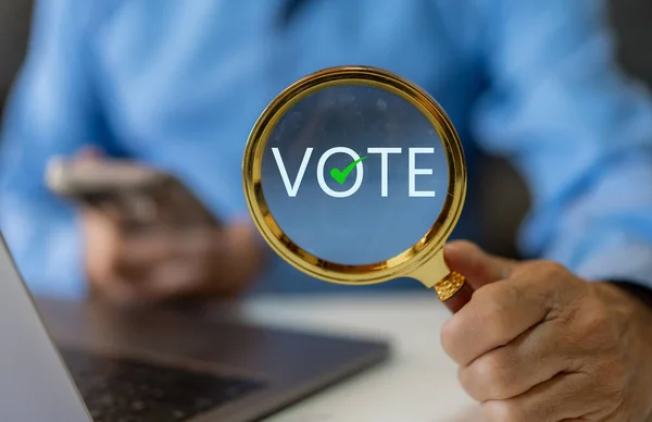 Kişi, VOTE, seçim, kontrol işaretlerinin dijital ve oylama belgesinin çevrimiçi oylamanın artırılması, sivil katılım ve demokratik katılım, siyasi etkinlikler ve oy verme bilinçlendirme programlarını barındırır