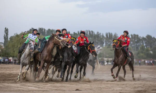 Göl Issyk Kul Kurgyzstan Eylül 2018 Kok Boru Bir Oyunu — Stok fotoğraf