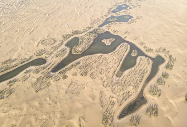 Luchtfoto Van Qudra Meren Een Woestijn Buurt Van Dubai — Stockfoto